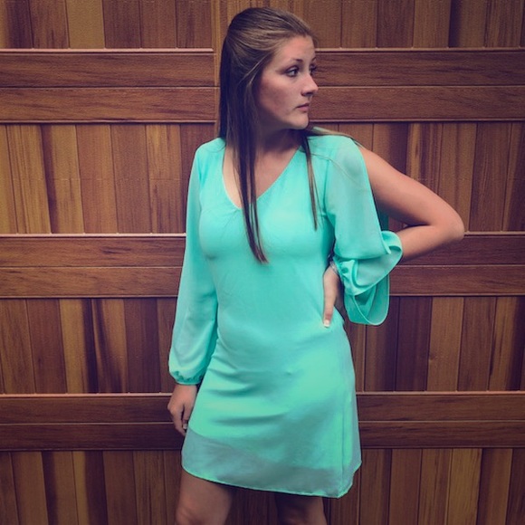 One Piece Dresses & Skirts - One Piece | Mint Dress